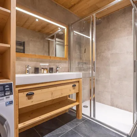 Apartment Ski-in/ski-out A L'alpe D'huez: 130m² Avec Piscine, Sauna Et Hammam - Fr-1-645-21 Huez